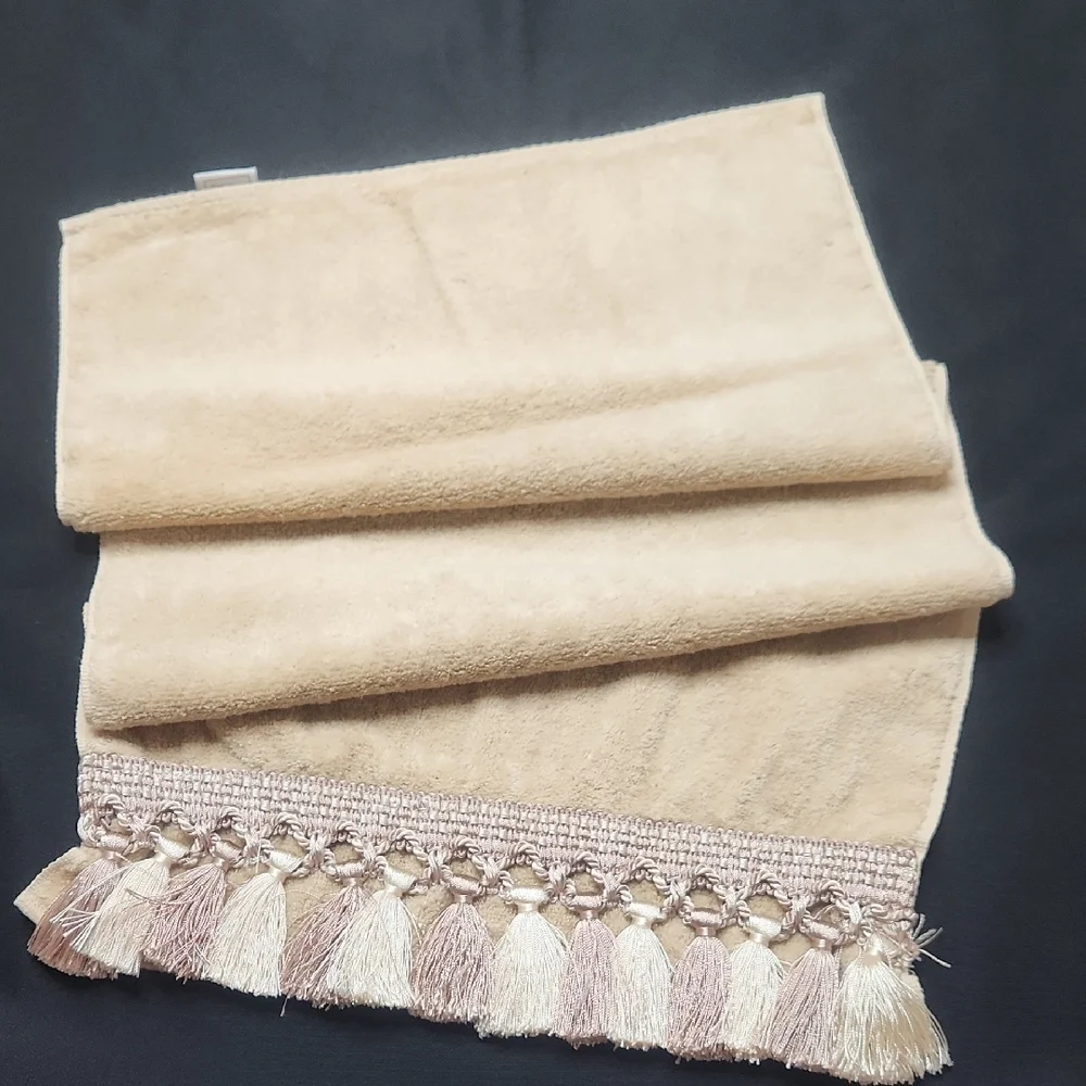 Avanti Tassel Decor Towels
